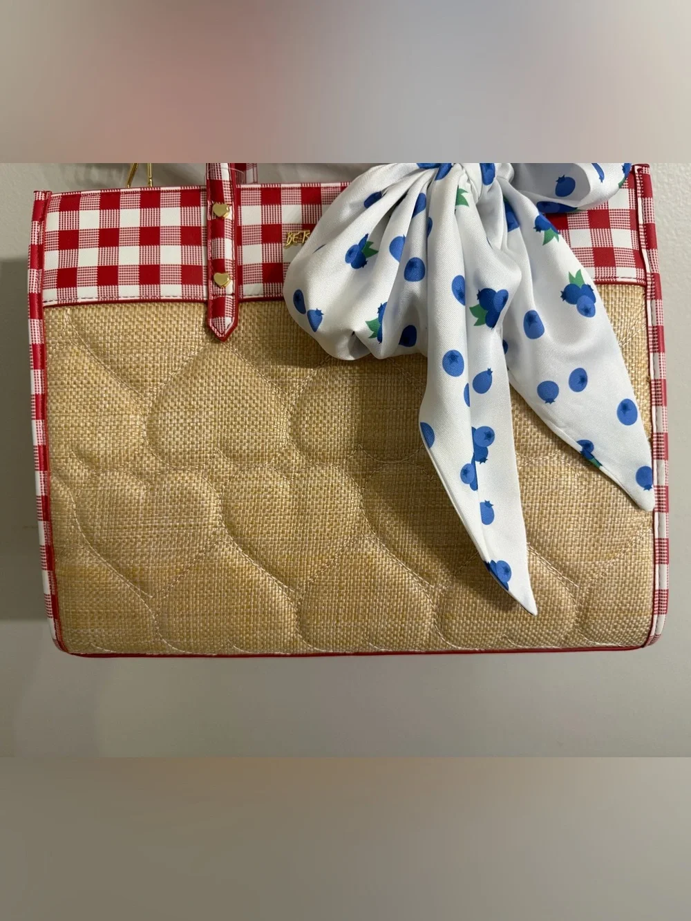 *NWT* Betsey Johnson XO BECA Straw Hearts Tote Handbag with Red Gingham Accents - Picture 3 of 7